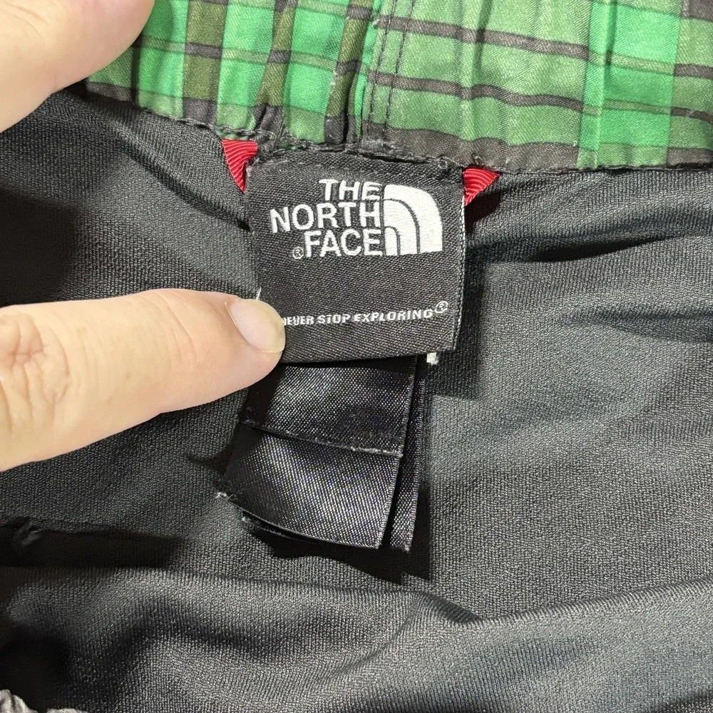 North‎ Face Shorts Mens Medium Green Gray Plaid Belted Quick Dry Outdoor Swim